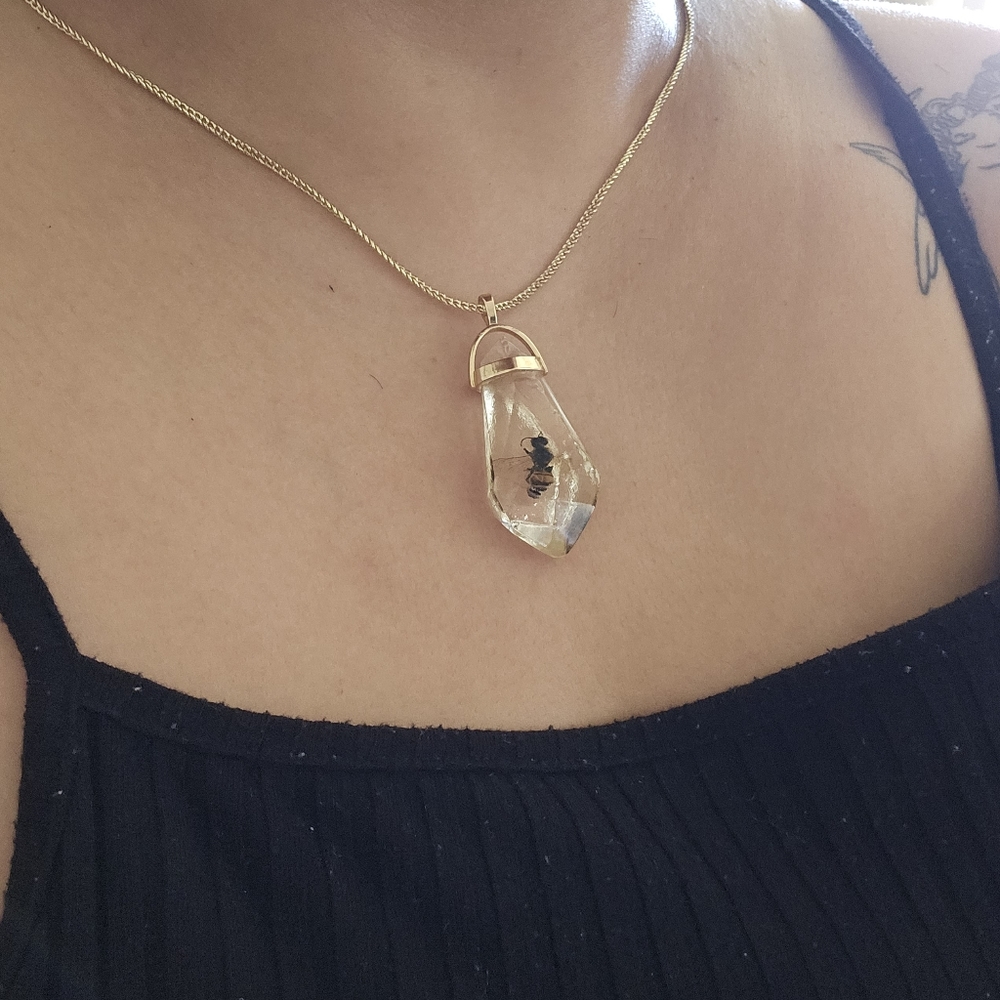Bee-utiful Resin Bee Necklace 18" Faux Gold